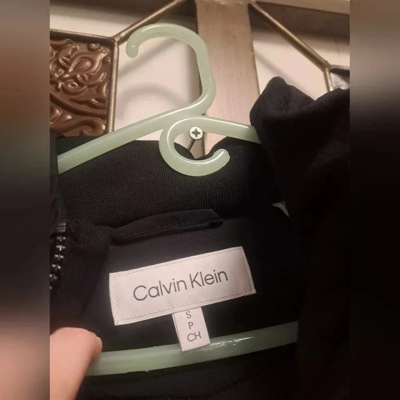 CALVIN KLEIN Women's Stretch Hooded Puffer Coat Black - Picture 3 of 7